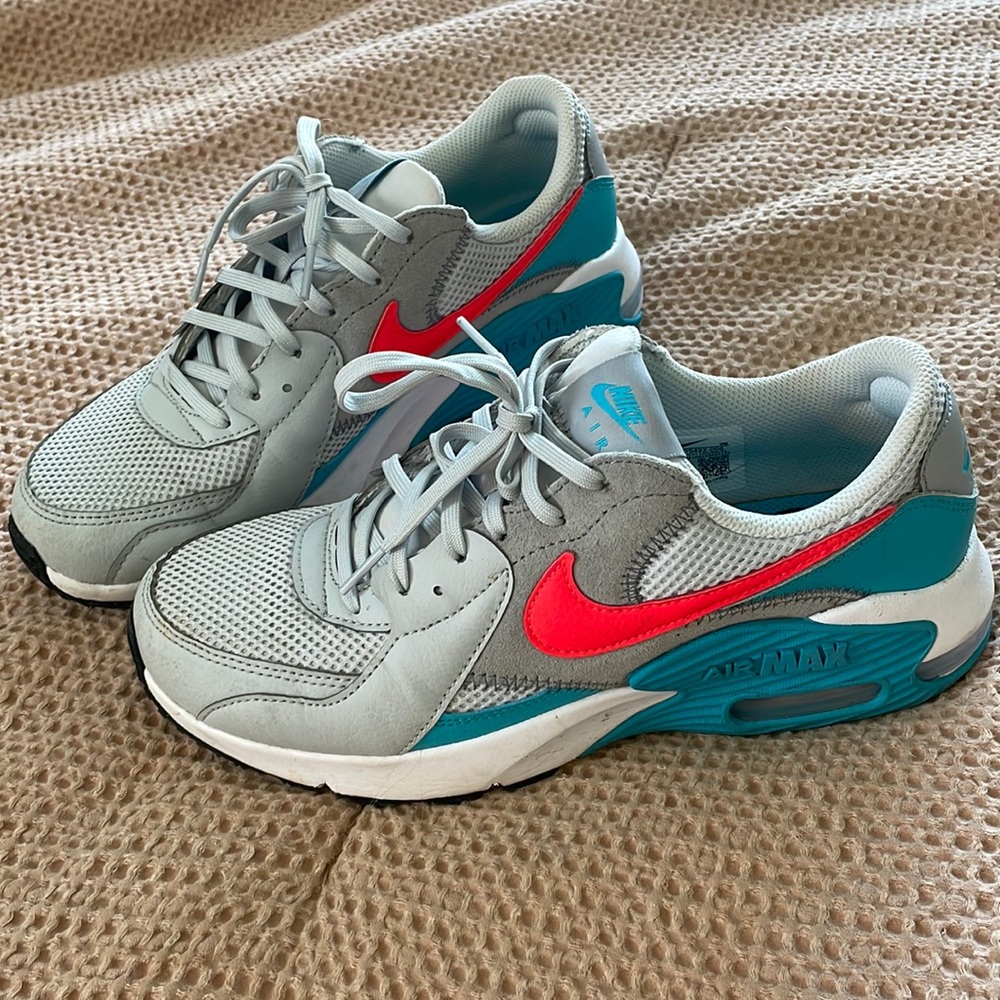 Nike Air Max size 9